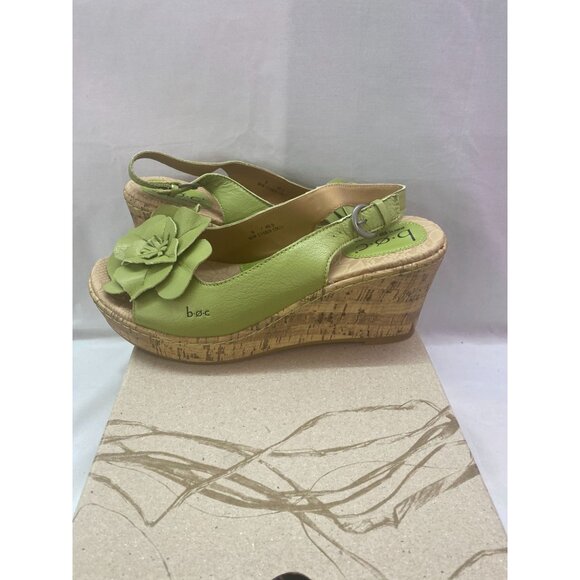 B.OC Women's Green Apple Size 9 Floral accent Wedge Sandal with Box - Picture 3 of 12